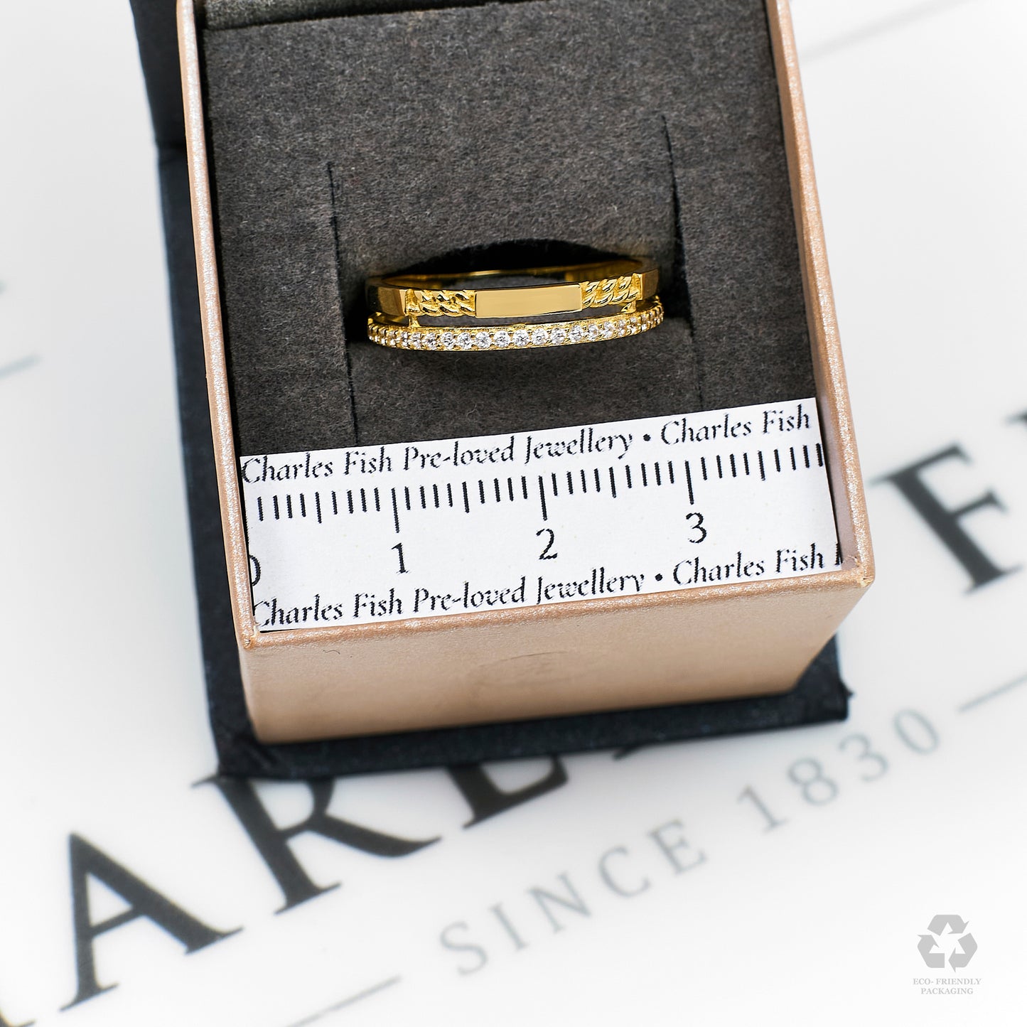 Pre-Owned 14ct Gold CZ Curb Link Design Band Ring Size N