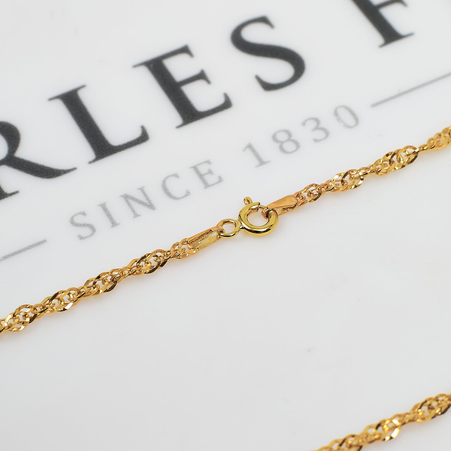 Pre-Owned 9ct Gold Twist Curb Chain Necklace 20 Inch