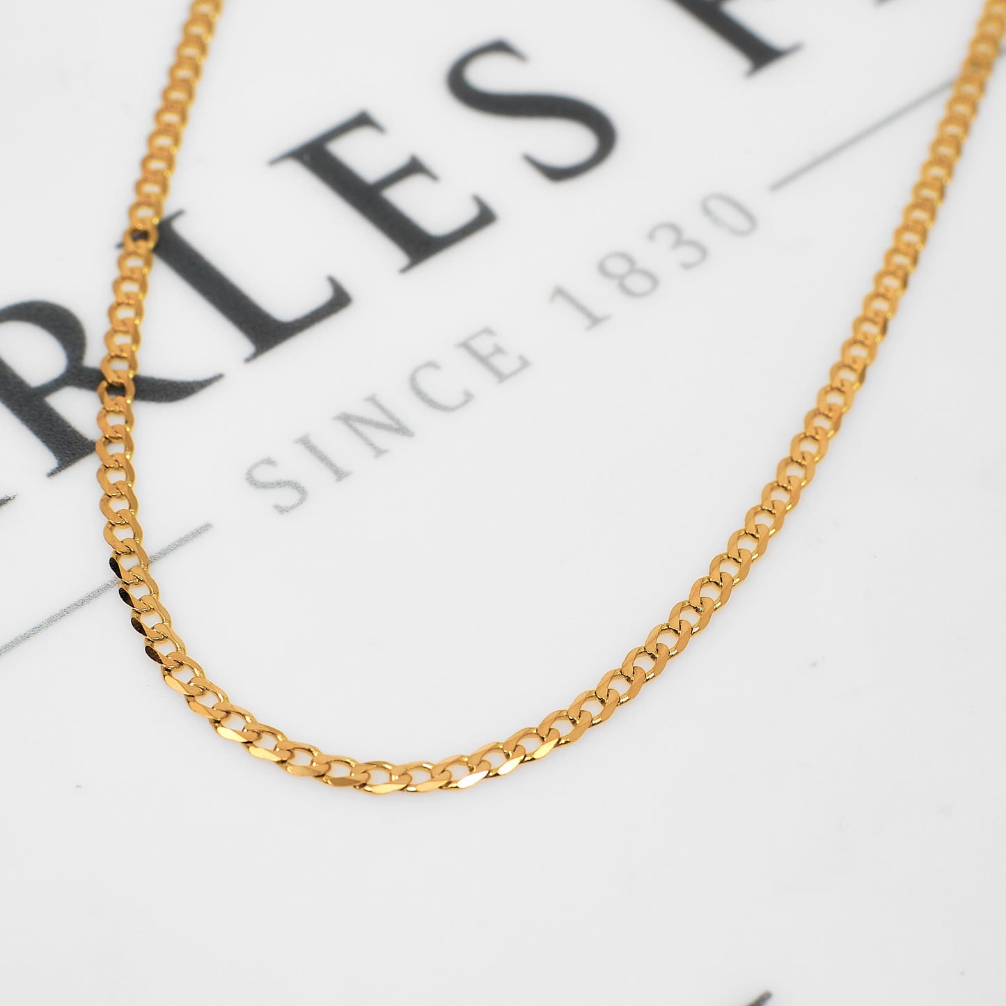 Pre-Owned 9ct Gold Curb Chain Necklace 24 Inch