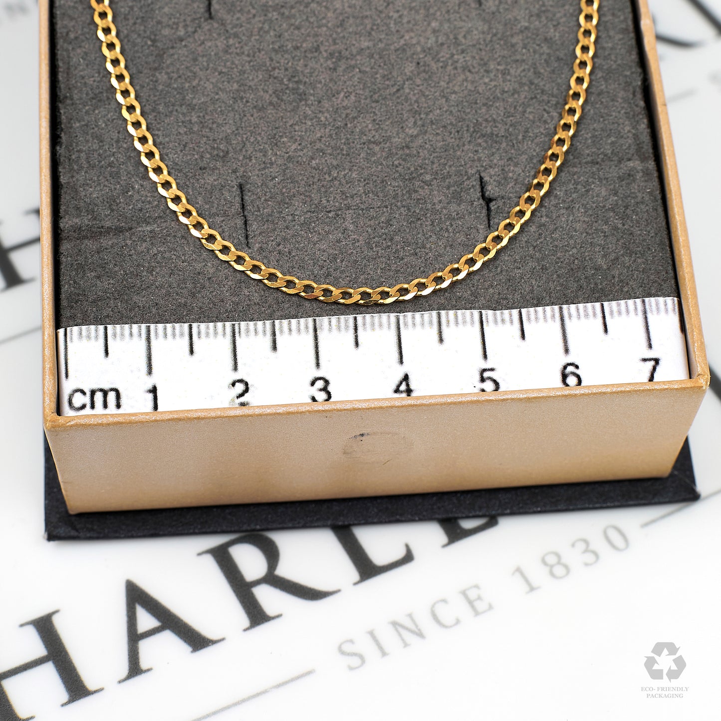 Pre-Owned 9ct Gold Curb Chain Necklace 24 Inch