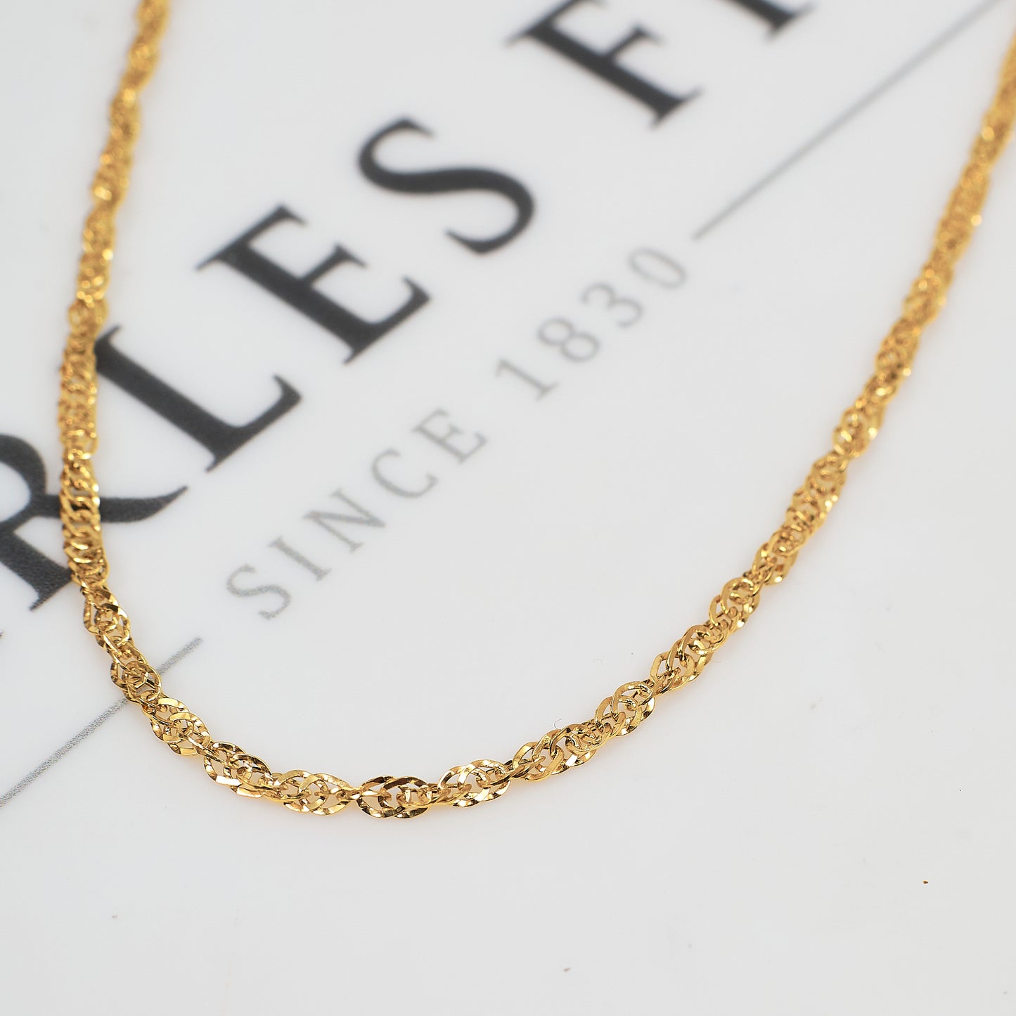 Pre-Owned 9ct Gold Twist Curb Chain Necklace 20 Inch