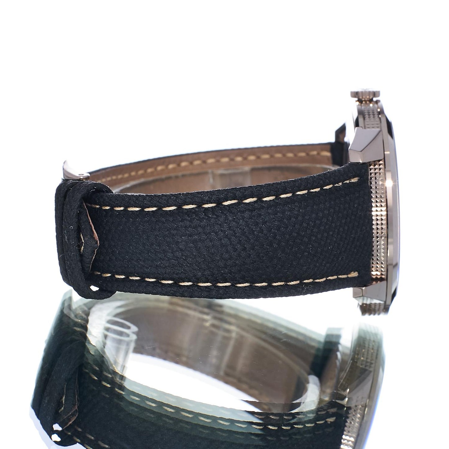Pre-Owned Patek Philippe Calatrava 5226G-001