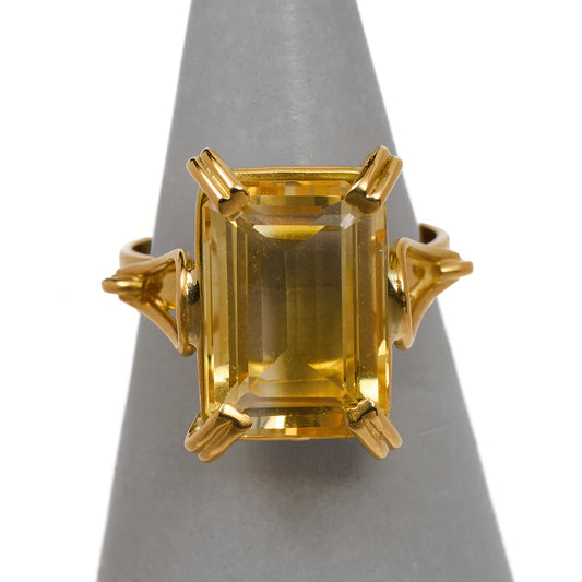 Pre-Owned 18ct Gold Rectangle Citrine Dress Ring Size N.5