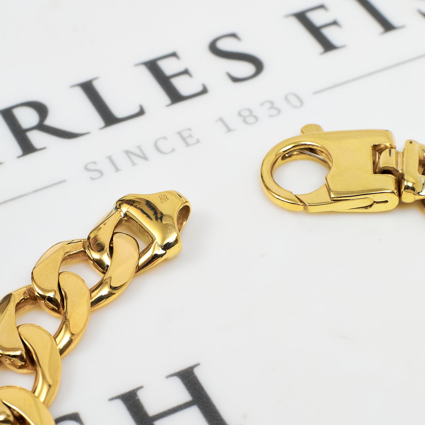Pre-Owned 9ct Gold Curb Chain Bracelet 9 inch