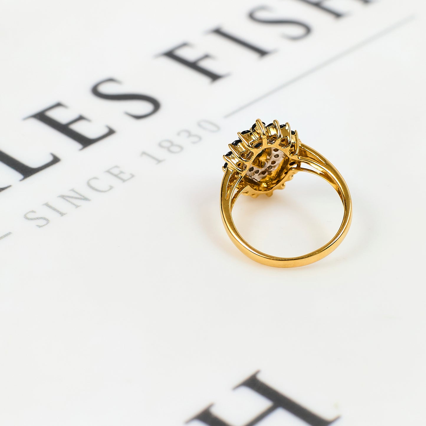 Pre-Owned 18ct Gold Oval Sapphire & Diamond Cluster Ring