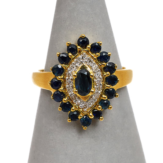 Pre-Owned 18ct Gold Oval Sapphire & Diamond Cluster Ring