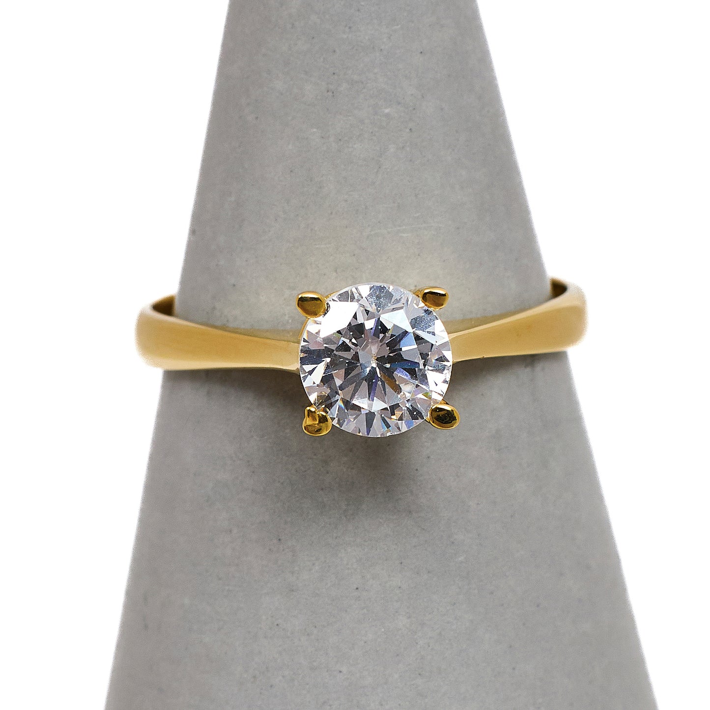 Pre-Owned 14ct Gold Single CZ Ring Size O
