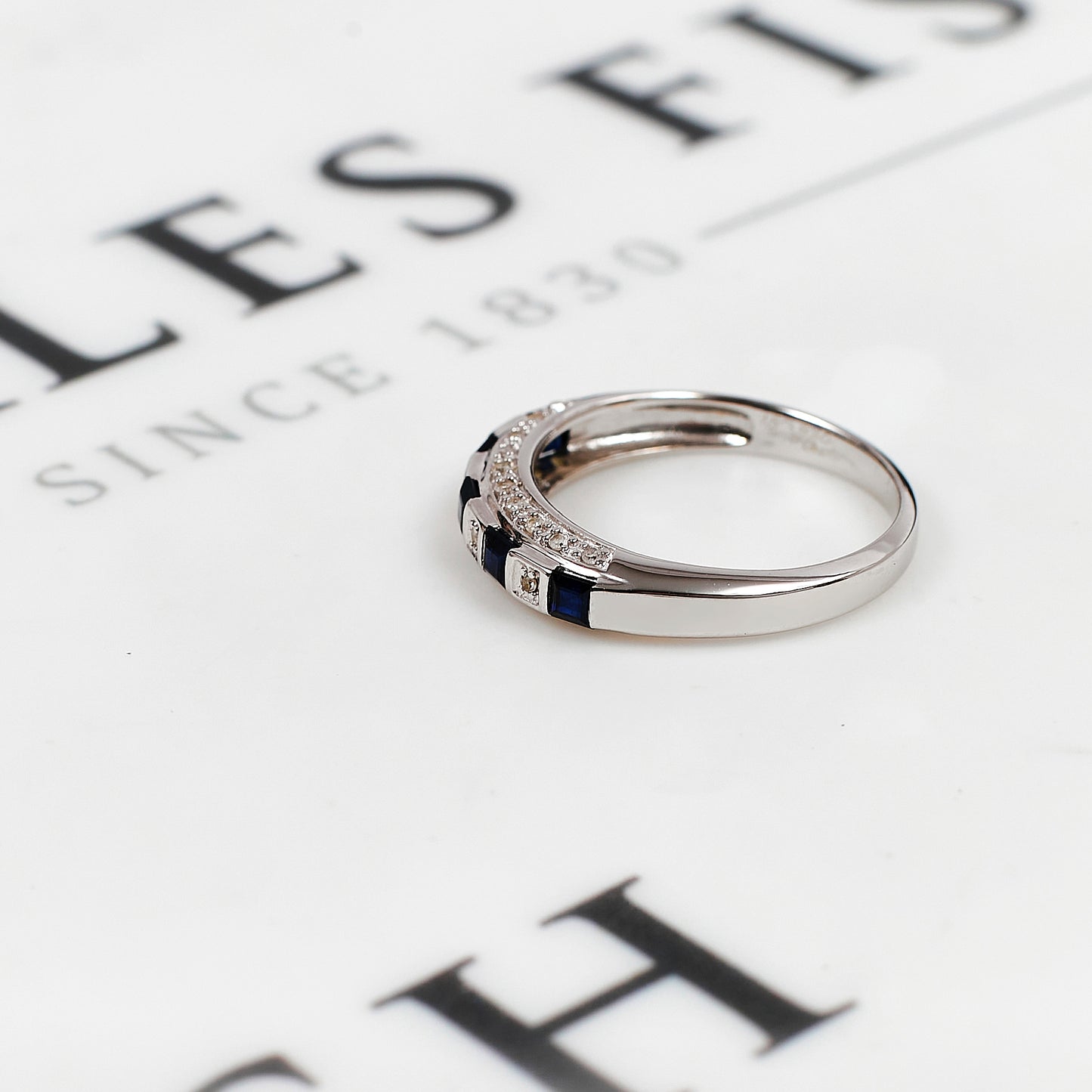 Pre-Owned 9ct White Gold Sapphire & Diamond Ring Size O