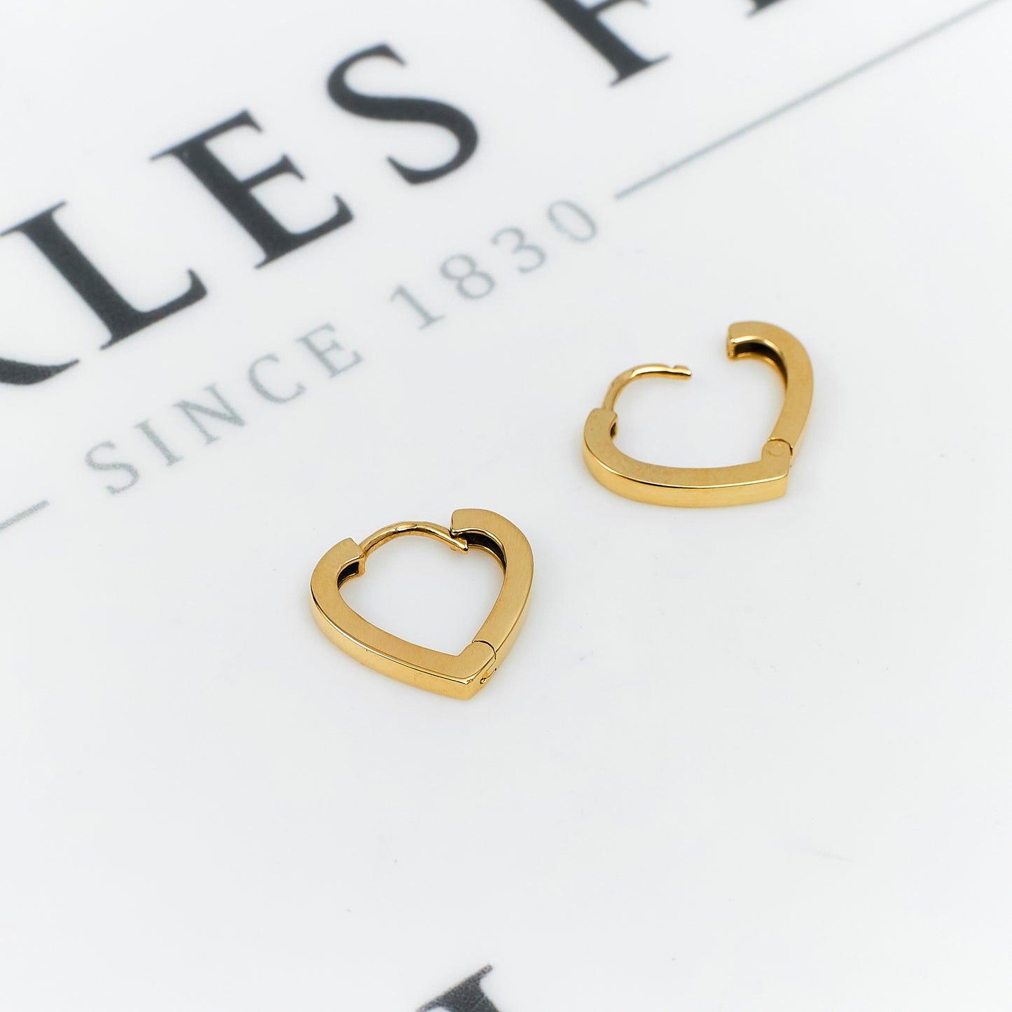 Pre-Owned 14ct Gold Heart Shaped Hinged Earrings