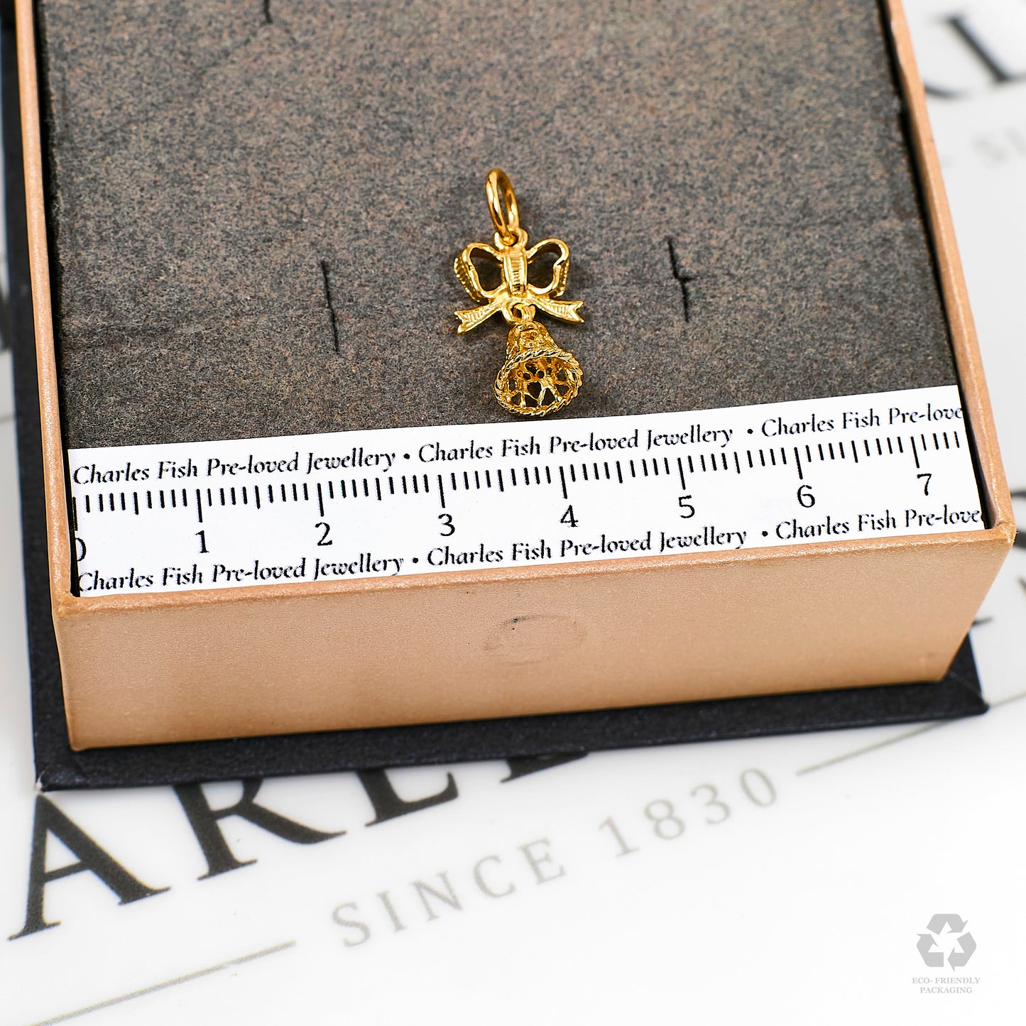 Pre-Owned 9ct Gold Bell & Bow Charm