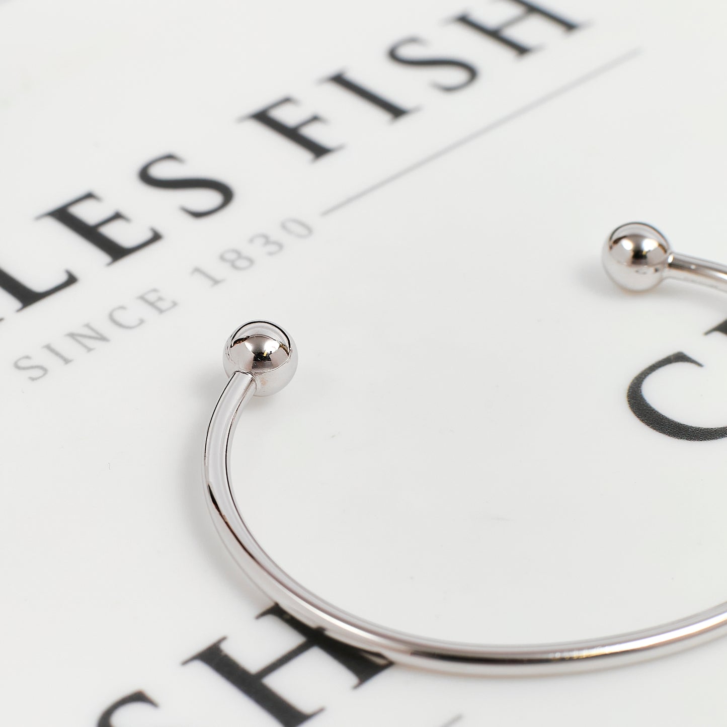 Pre-Owned 9ct White Gold Torque Bangle