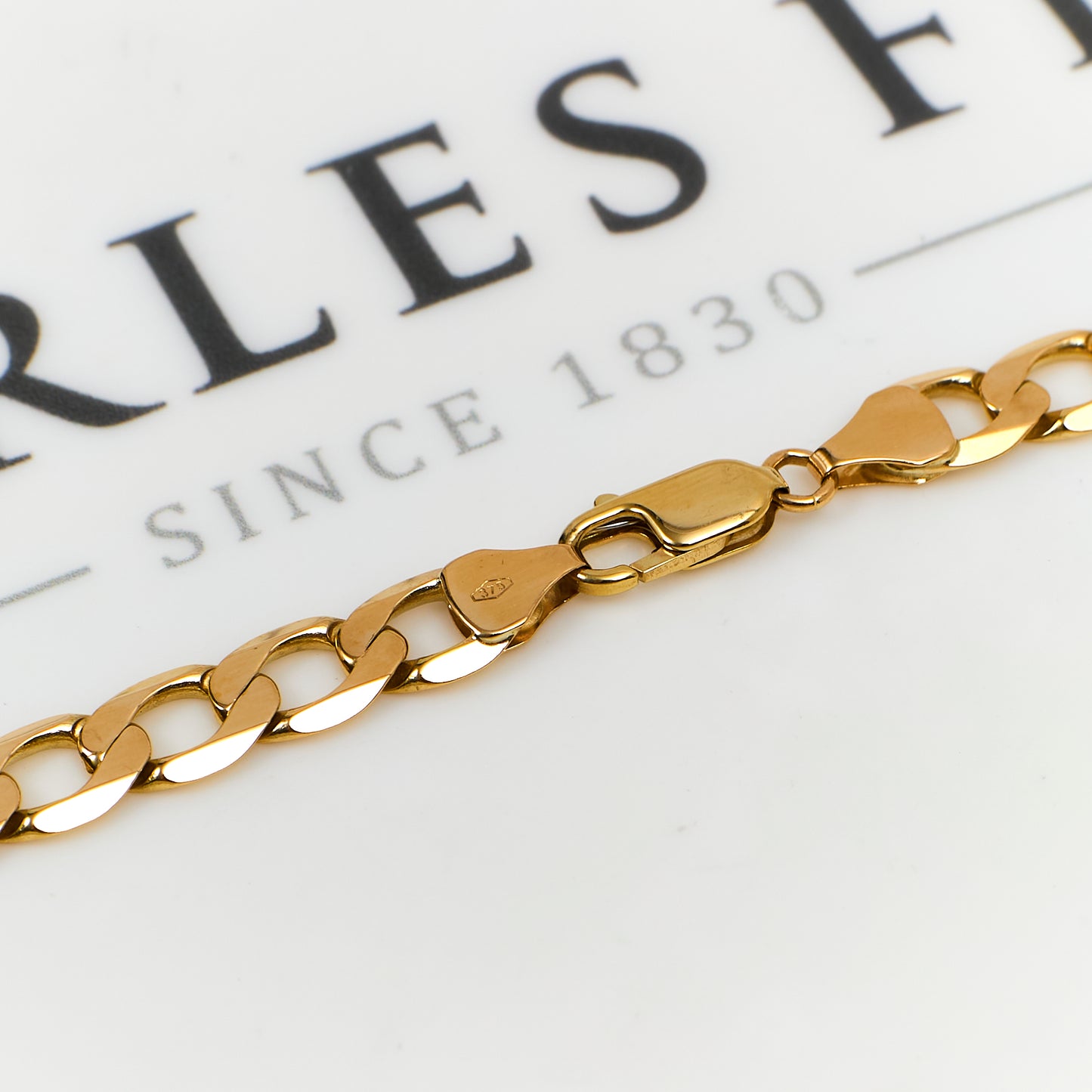 Pre-Owned 9ct Gold Curb Chain Necklace 22 Inch