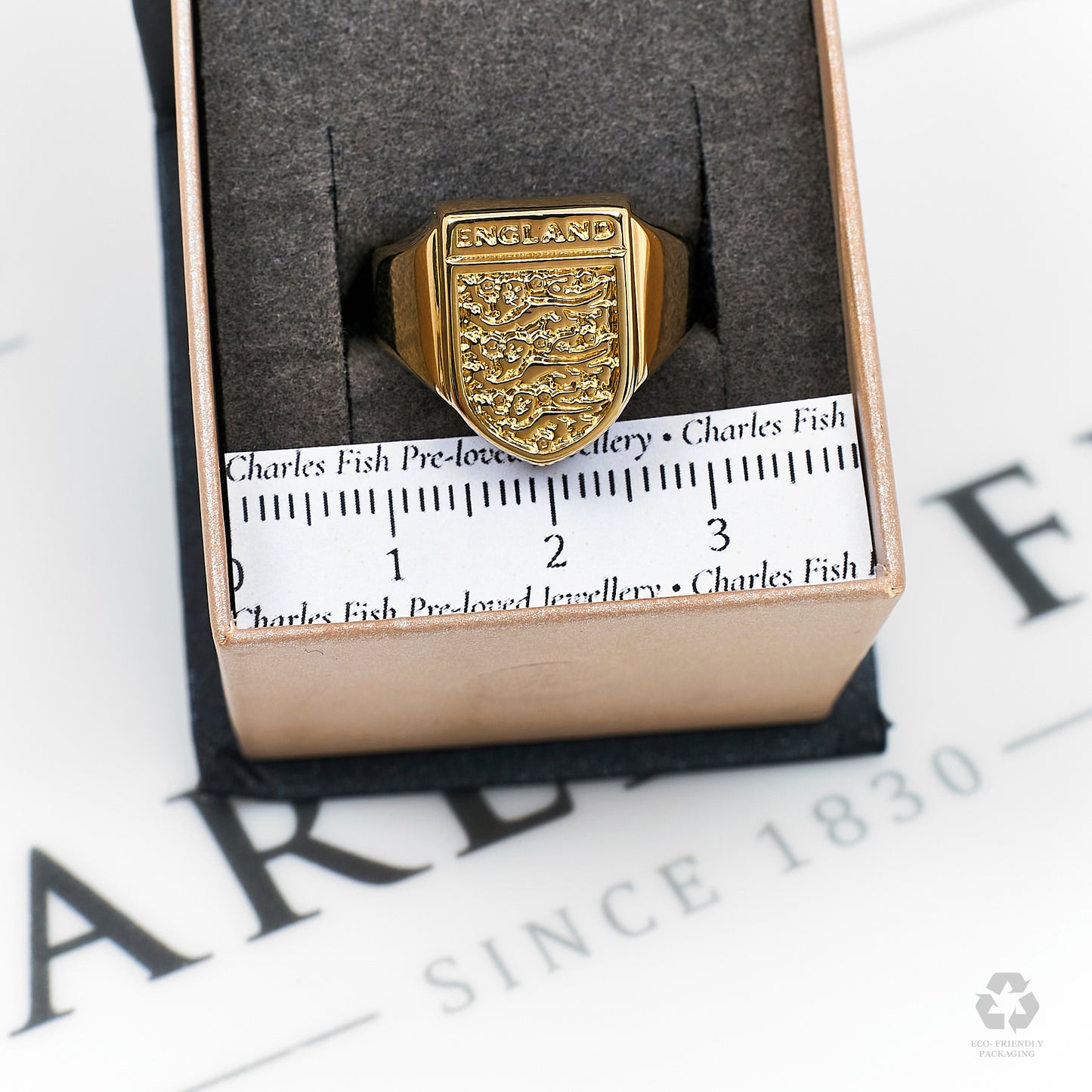 Pre-Owned 9ct Gold 3 Lions England Shield Signet Ring Size O