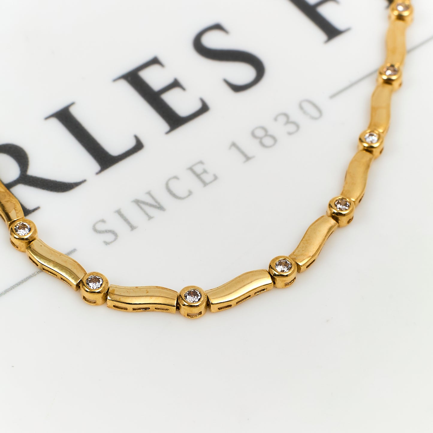 Pre-Owned 9ct Gold CZ Bracelet & Safety Chain 7.5 Inch