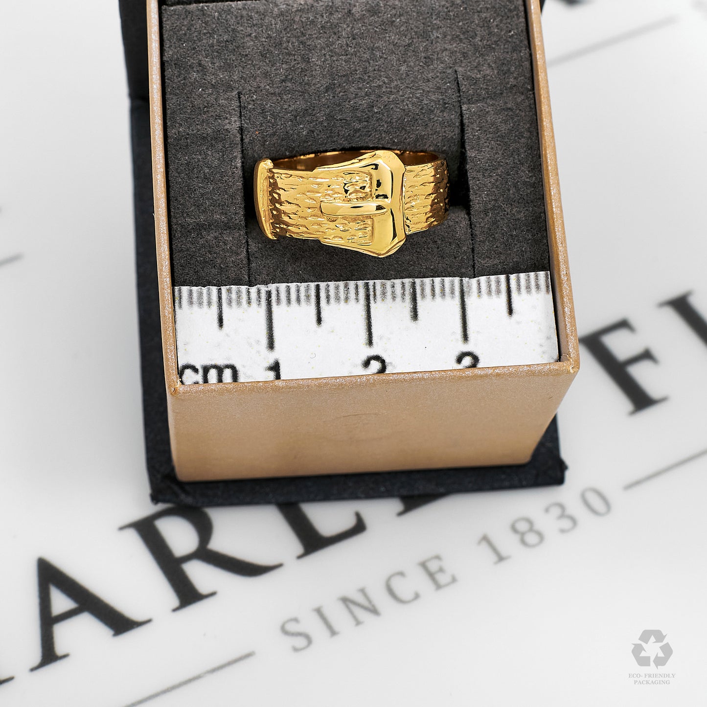 Pre-Owned 9ct Gold Buckle Ring Size O