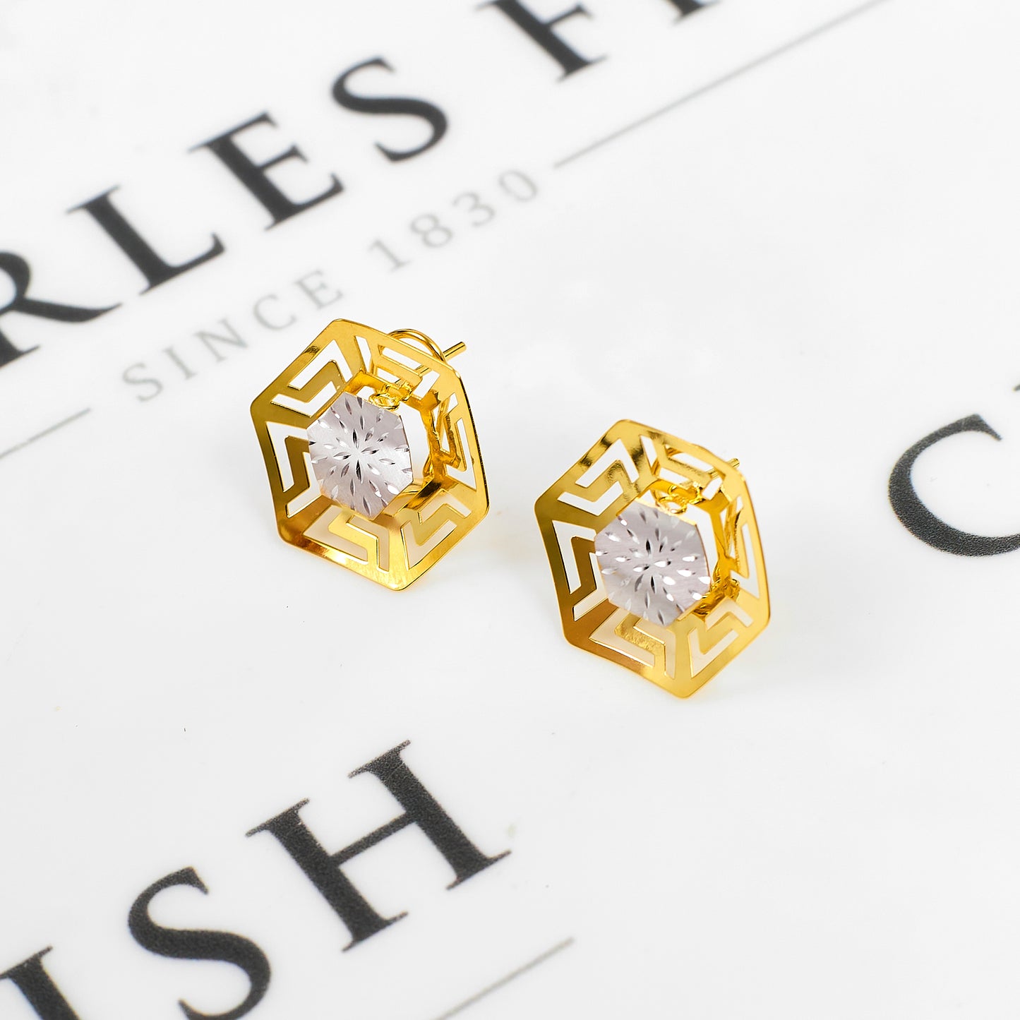 Pre-Owned 18ct Gold 2 Tone Octagon Greek Key Earrings
