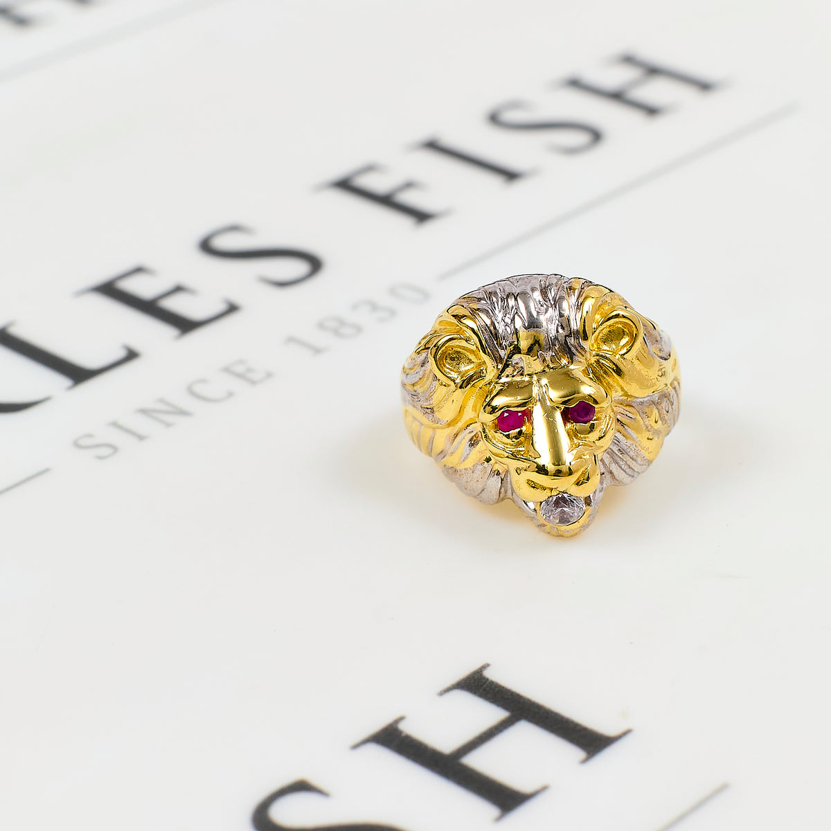 Pre-Owned 14ct CZ Lions Head Ring & Synthetic Stones Size S