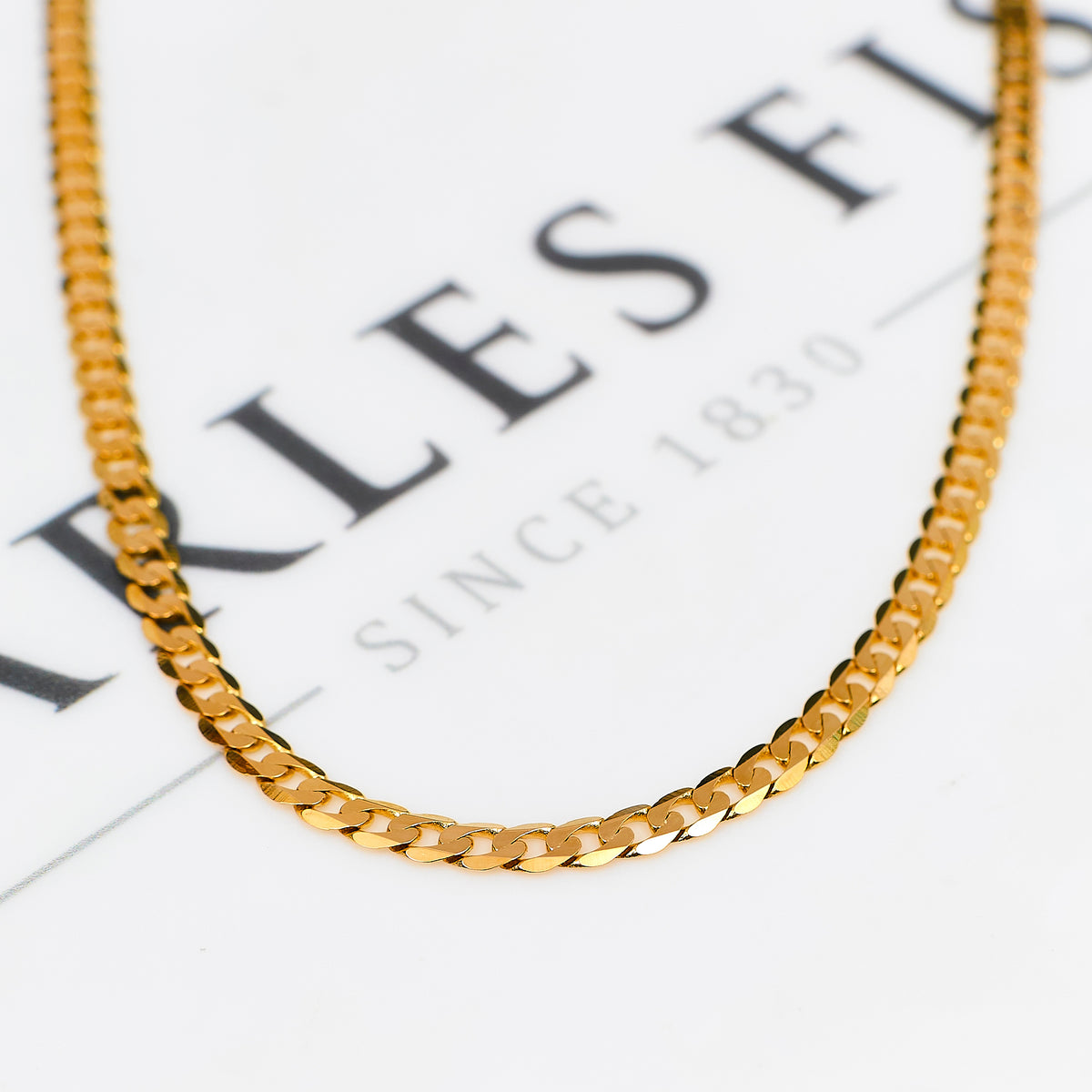 Pre-Owned 9ct Gold Curb Chain Necklace 20 Inch