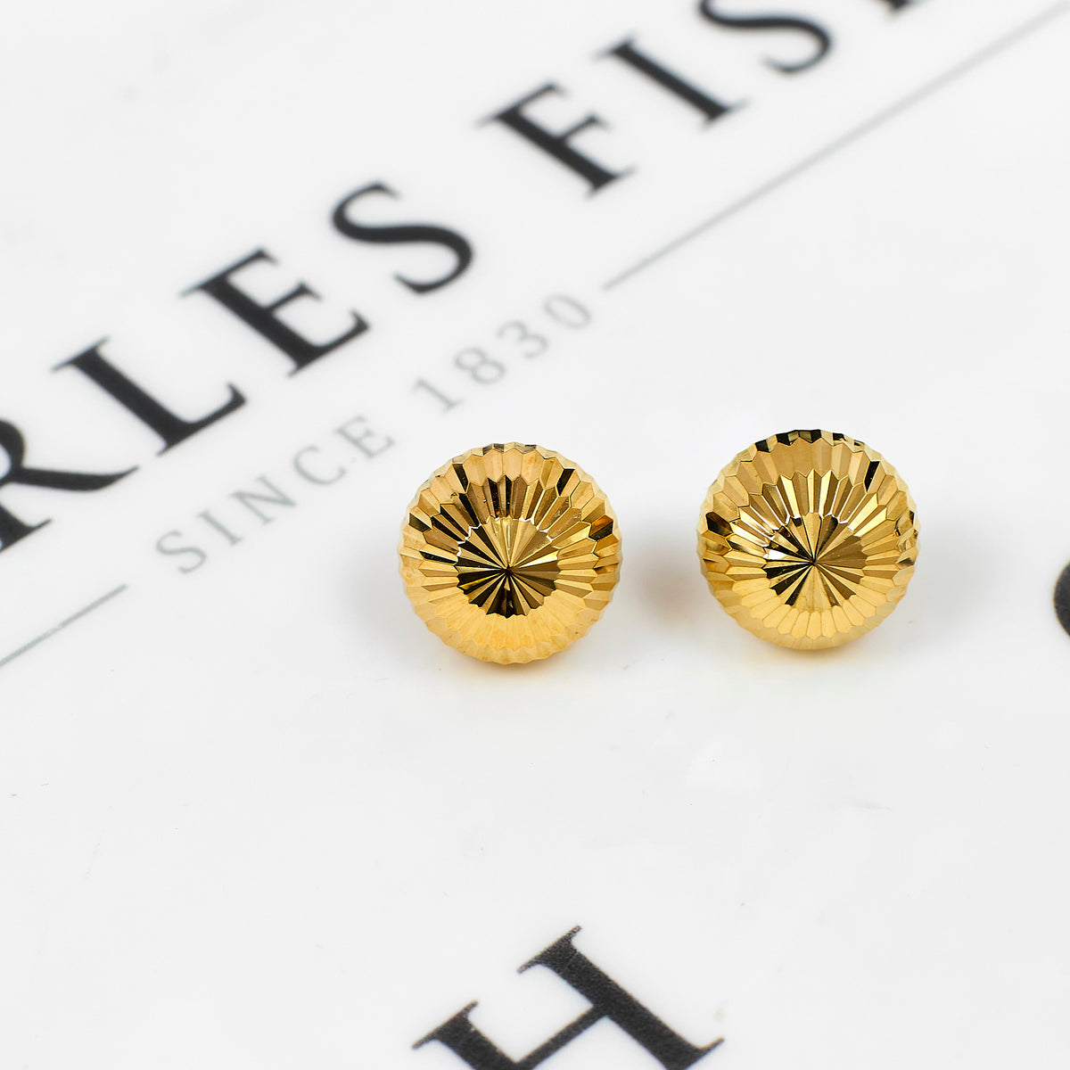 Pre-Owned 14ct Gold Faceted Dome Stud Earrings