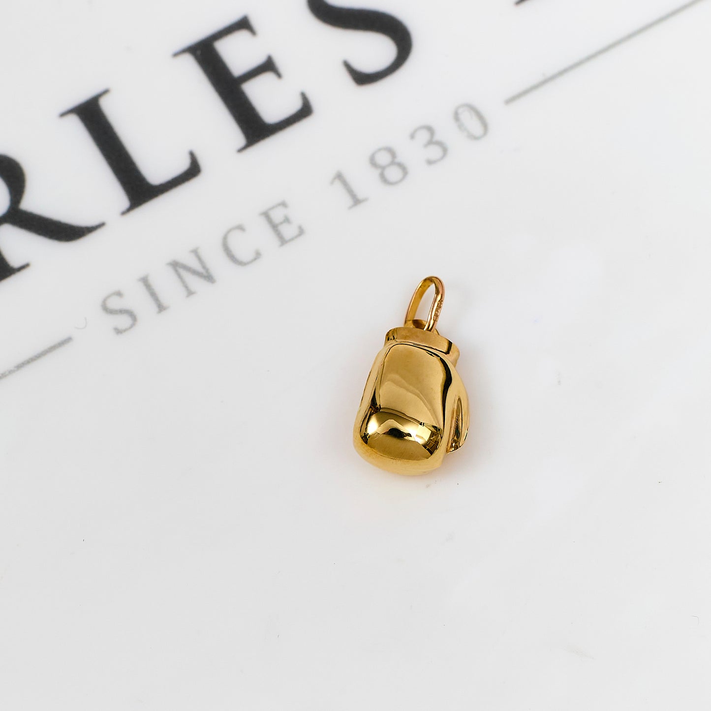 Pre-Owned 9ct Gold Boxing Glove Pendant