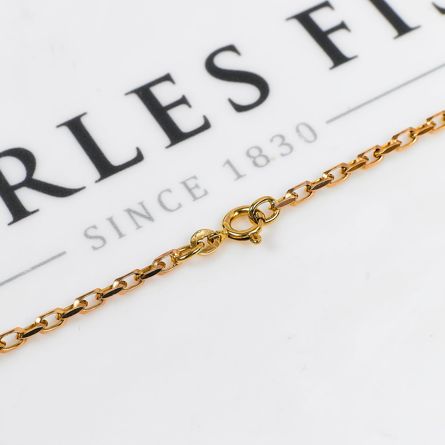 Pre-Owned 9ct Gold Oval Link Gold Necklace 16 Inch