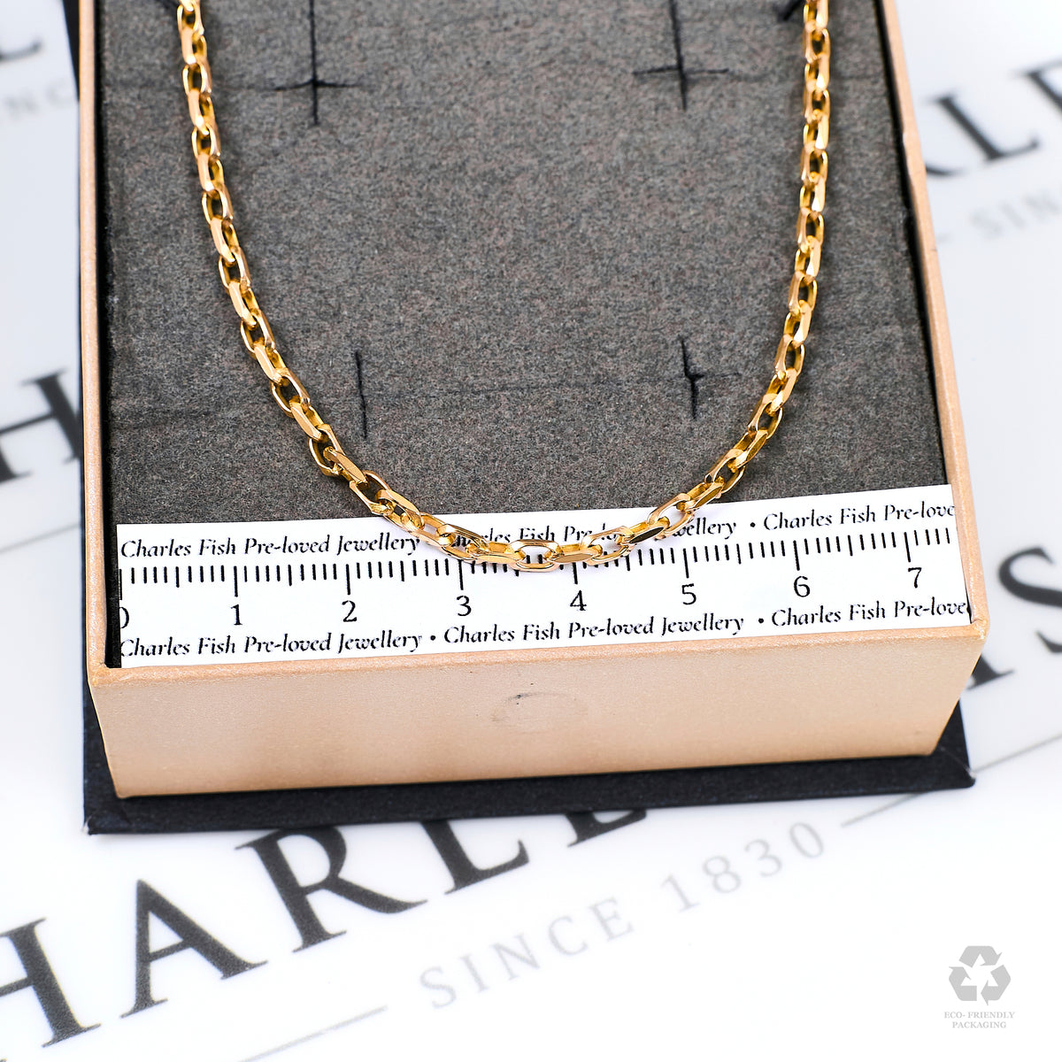 Pre-Owned 9ct Gold Oval Link Gold Necklace 16 Inch