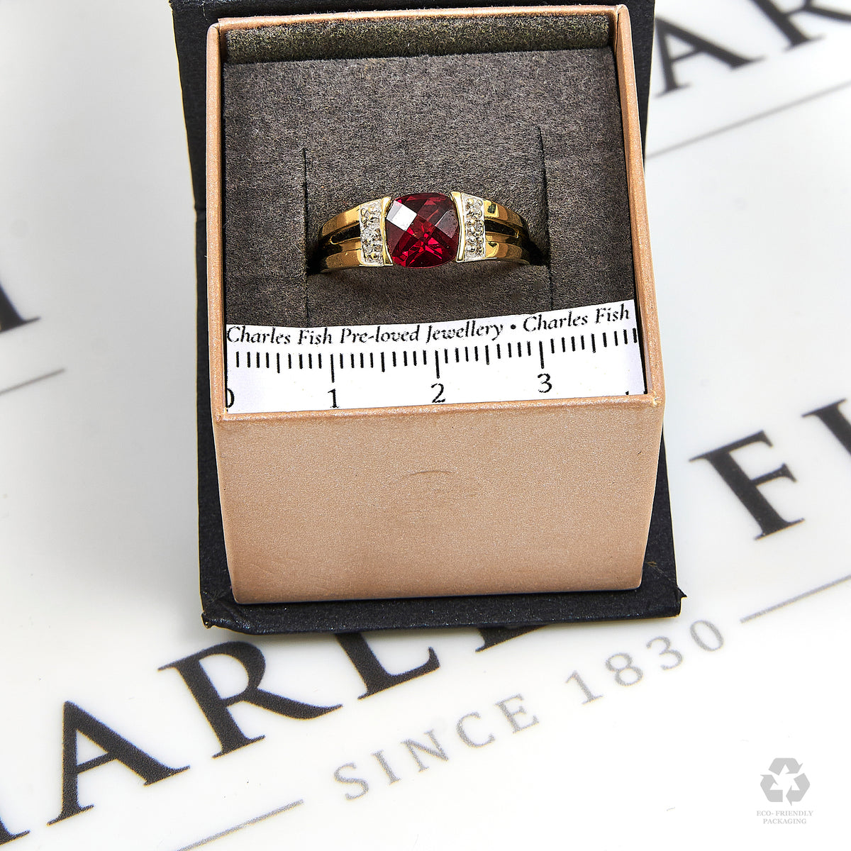Pre-Owned 9ct Gold Garnet & Diamond Ring Size N