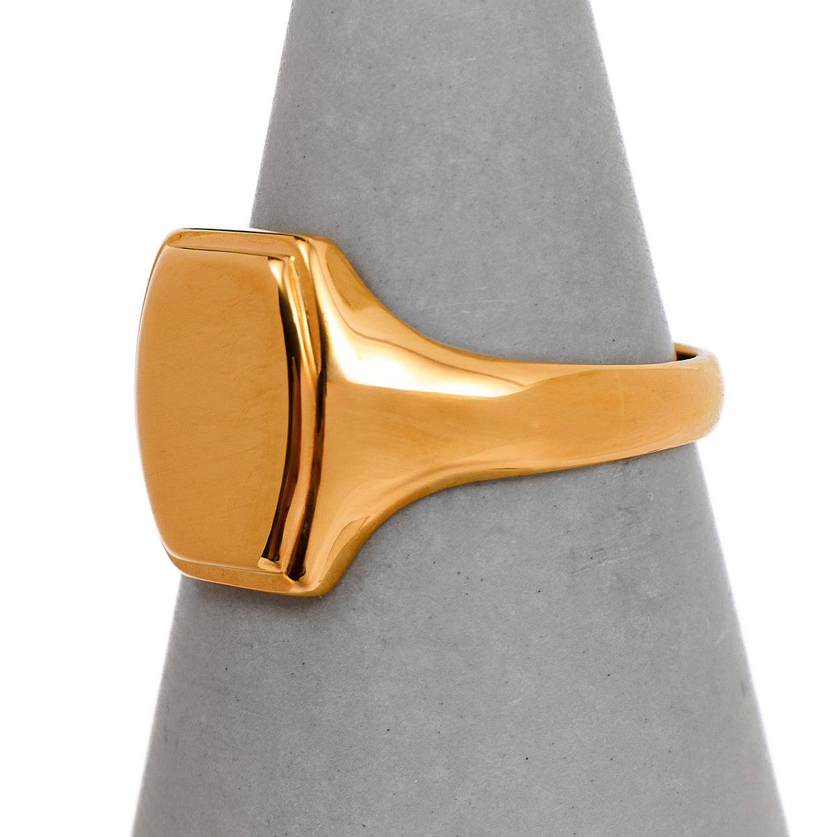 Pre-Owned 18ct Gold Signet Ring Chester Hallmark 1922