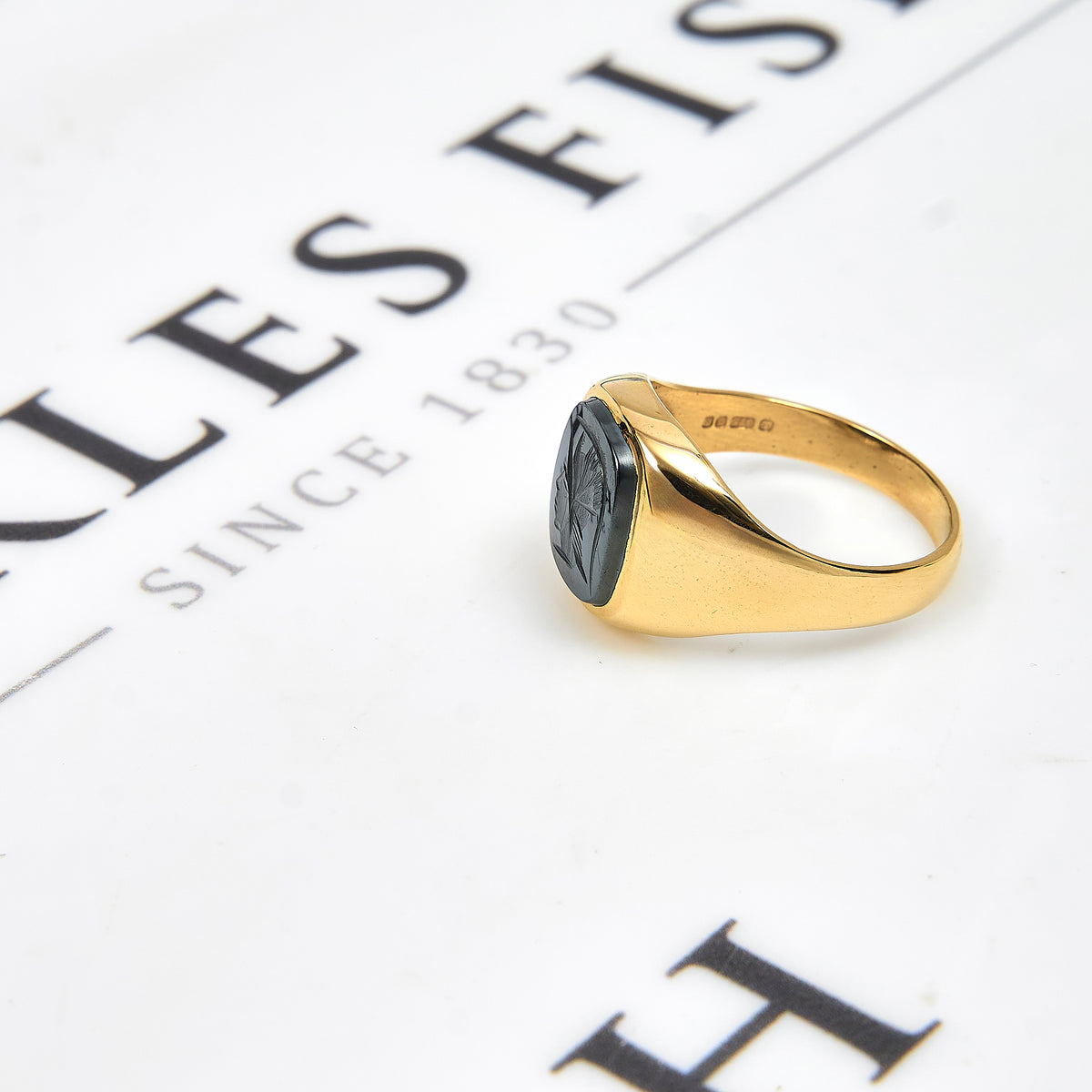 Pre-Owned 9ct Gold Intaglio Hematite Signet Ring Size S