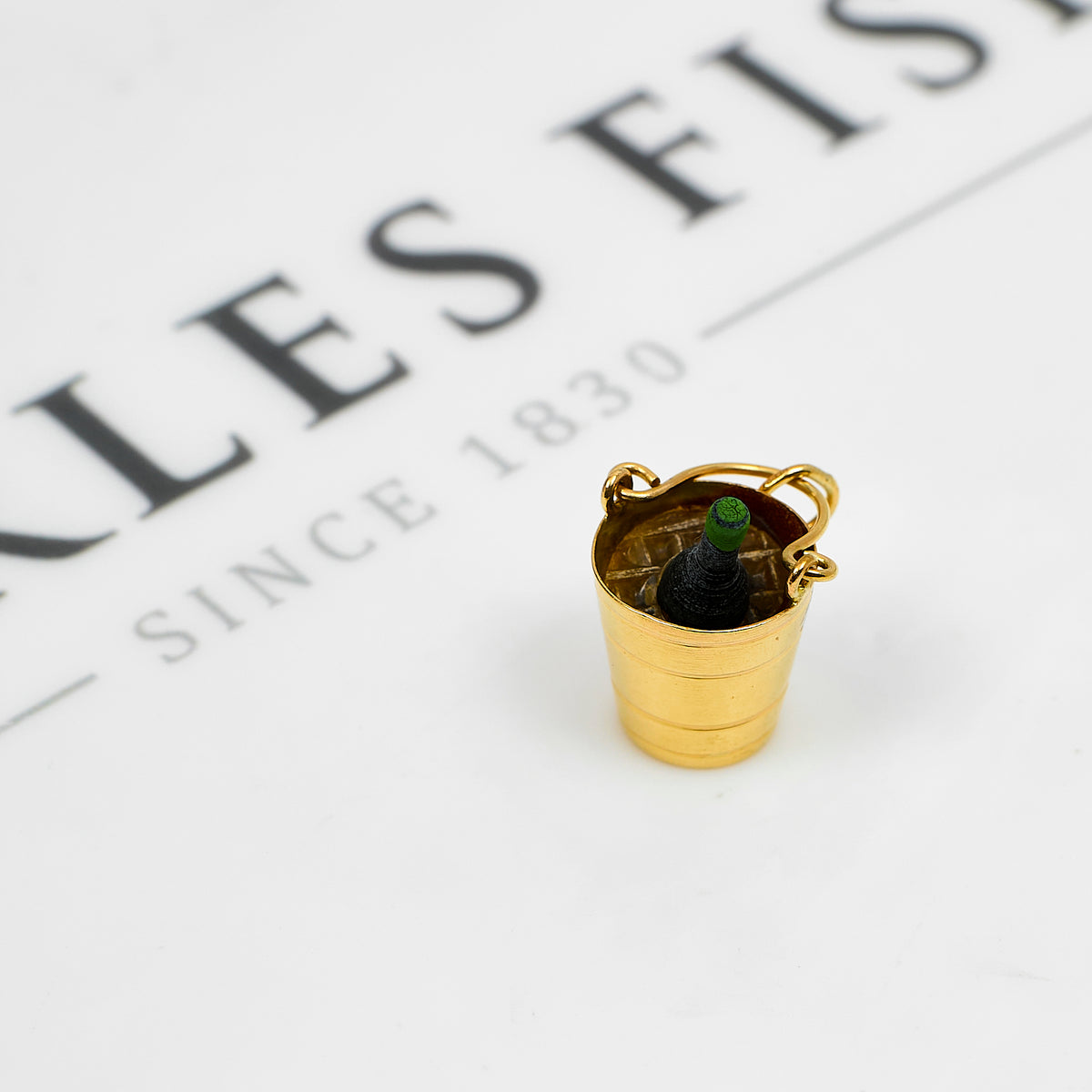 Pre-Owned 9ct Gold Champagne Bottle & Bucket Charm