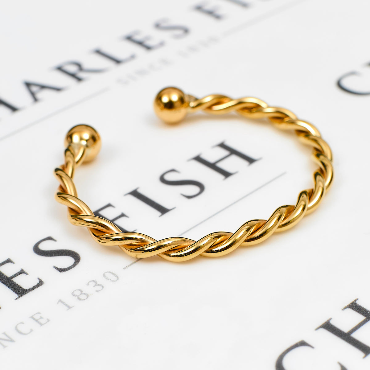 Pre-Owned 9ct Gold Twist Torque Bangle