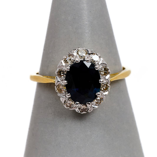 Pre-Owned 18ct Gold Sapphire & Diamond Cluster Ring Size O