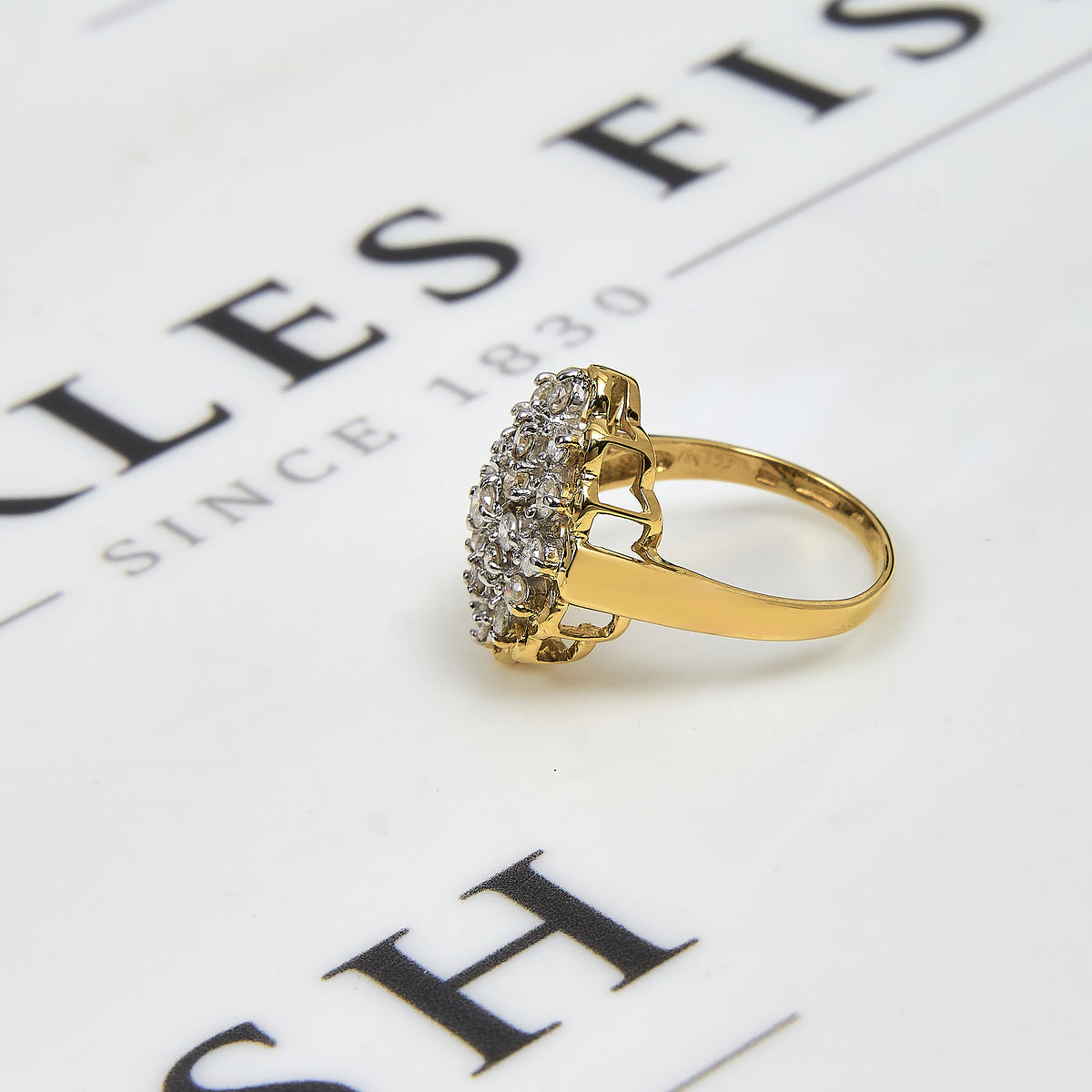 Pre-Owned 9ct Gold Oval Diamond Cluster Ring Size O