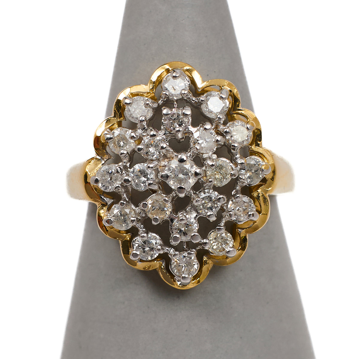 Pre-Owned 9ct Gold Oval Diamond Cluster Ring Size O