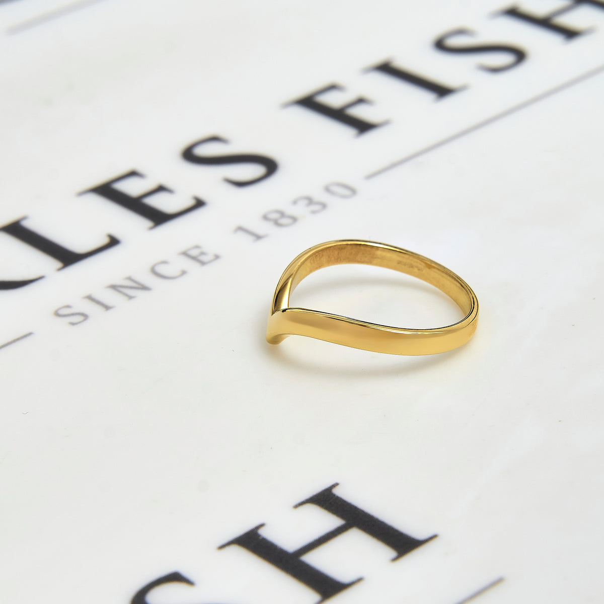 Pre-Owned 9ct Gold Wishbone Ring Size Q