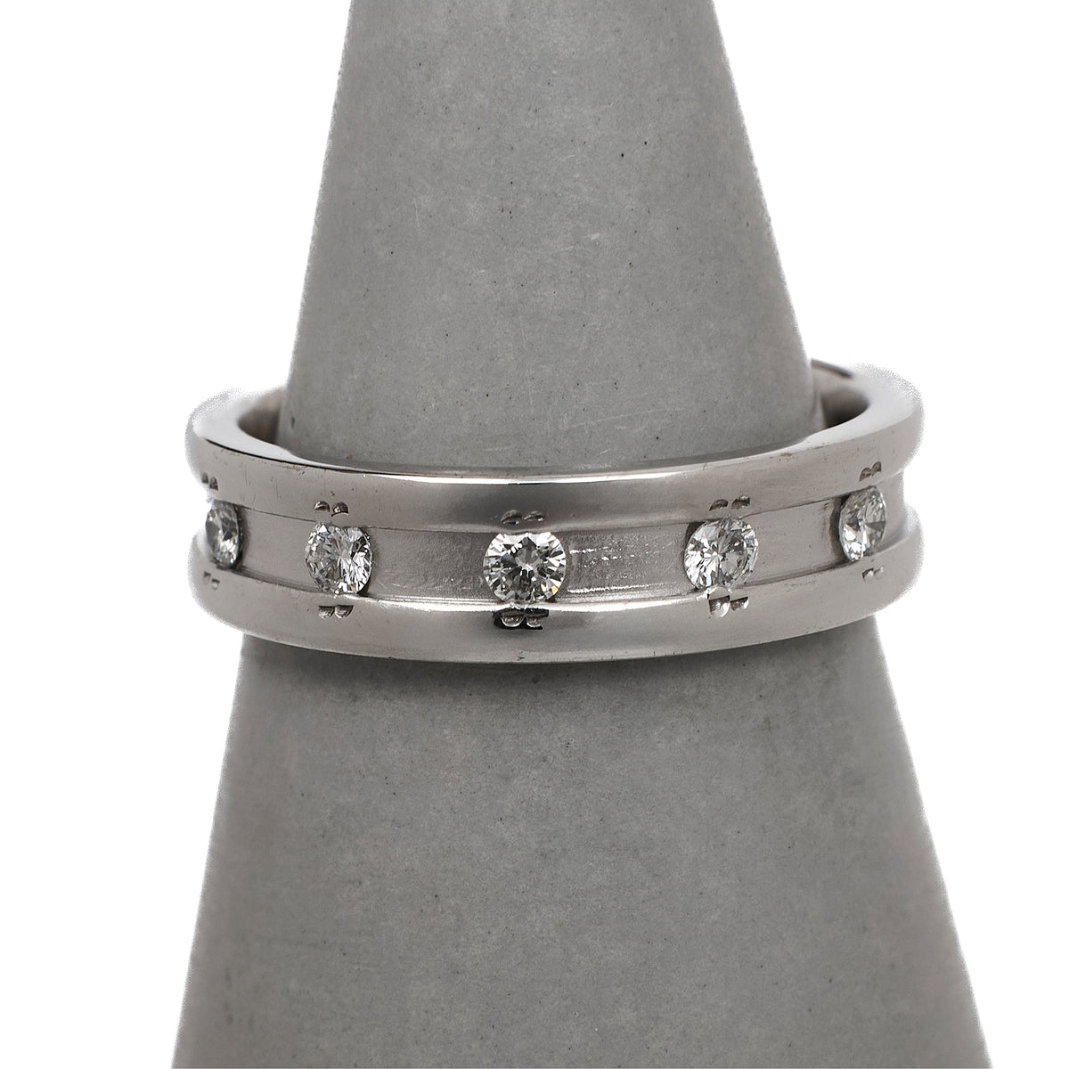Pre-Owned 18ct White Gold 5 Diamond Band Ring Size L.5