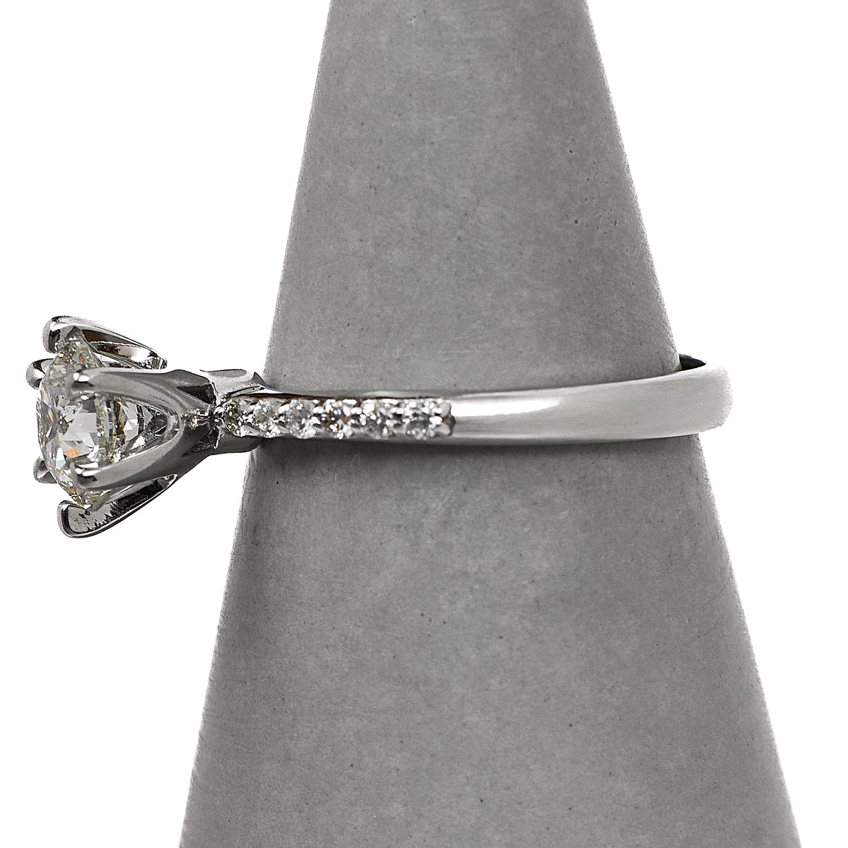 Pre-Owned 14ct White Gold Diamond Solitaire Ring Size L