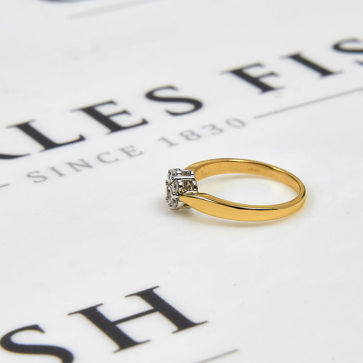 Pre-Owned 18ct Gold Diamond Cluster Ring Size N
