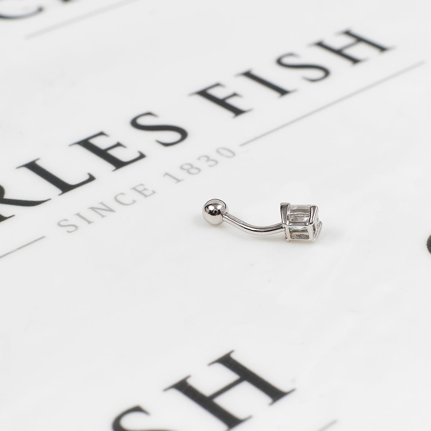 Pre-Owned 9ct White Gold Square CZ Belly Bar