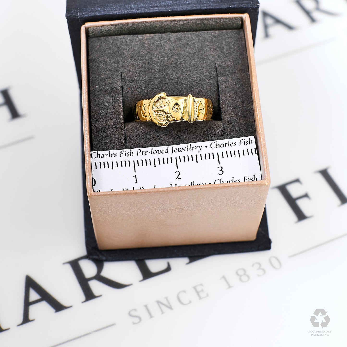 Pre-Owned 9ct Gold Buckle Ring Size M.5