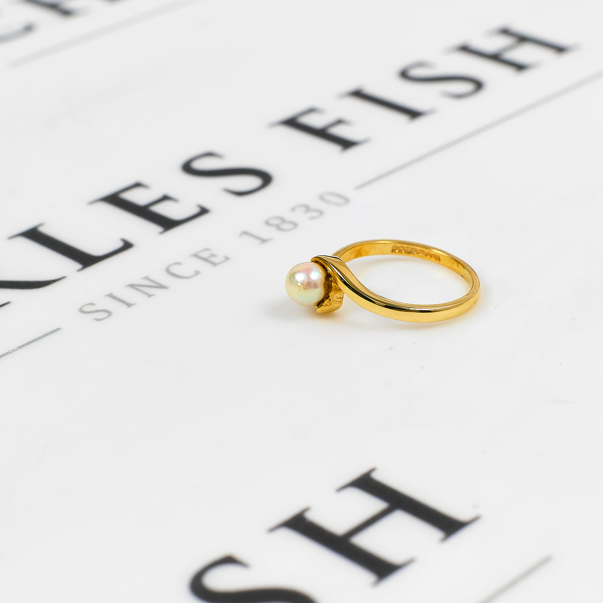 Pre-Owned 9ct Gold Cultured Pearl Ring Size J