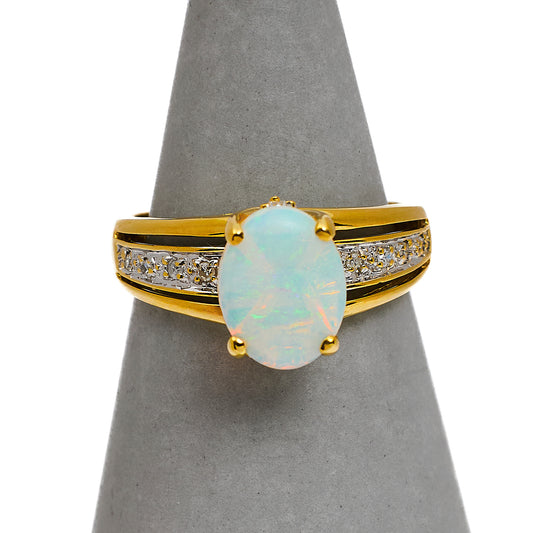 Pre-Owned 9ct Gold Oval Opal & 10 Diamond Ring Size K