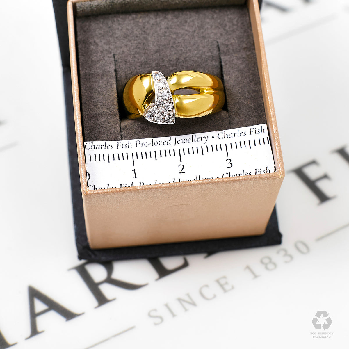 Pre-Owned 18ct Gold CZ Abstract Design Ring Size Q