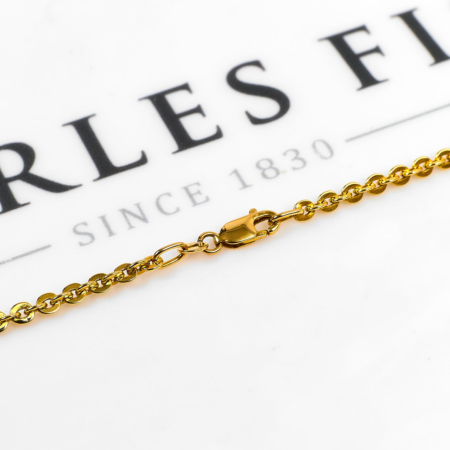 Pre-Owned 18ct Gold Oval Link Chain Necklace 24 Inch