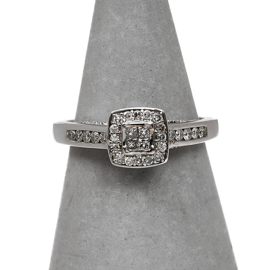 Pre-Owned 9ct White Gold Princess Diamond Square Cluster Ring