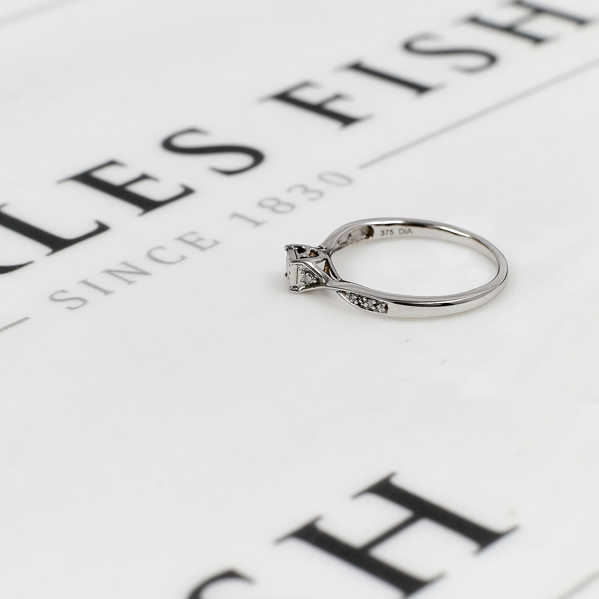 Pre-Owned 9ct White Gold Princess Cut Diamond Ring Size L.5