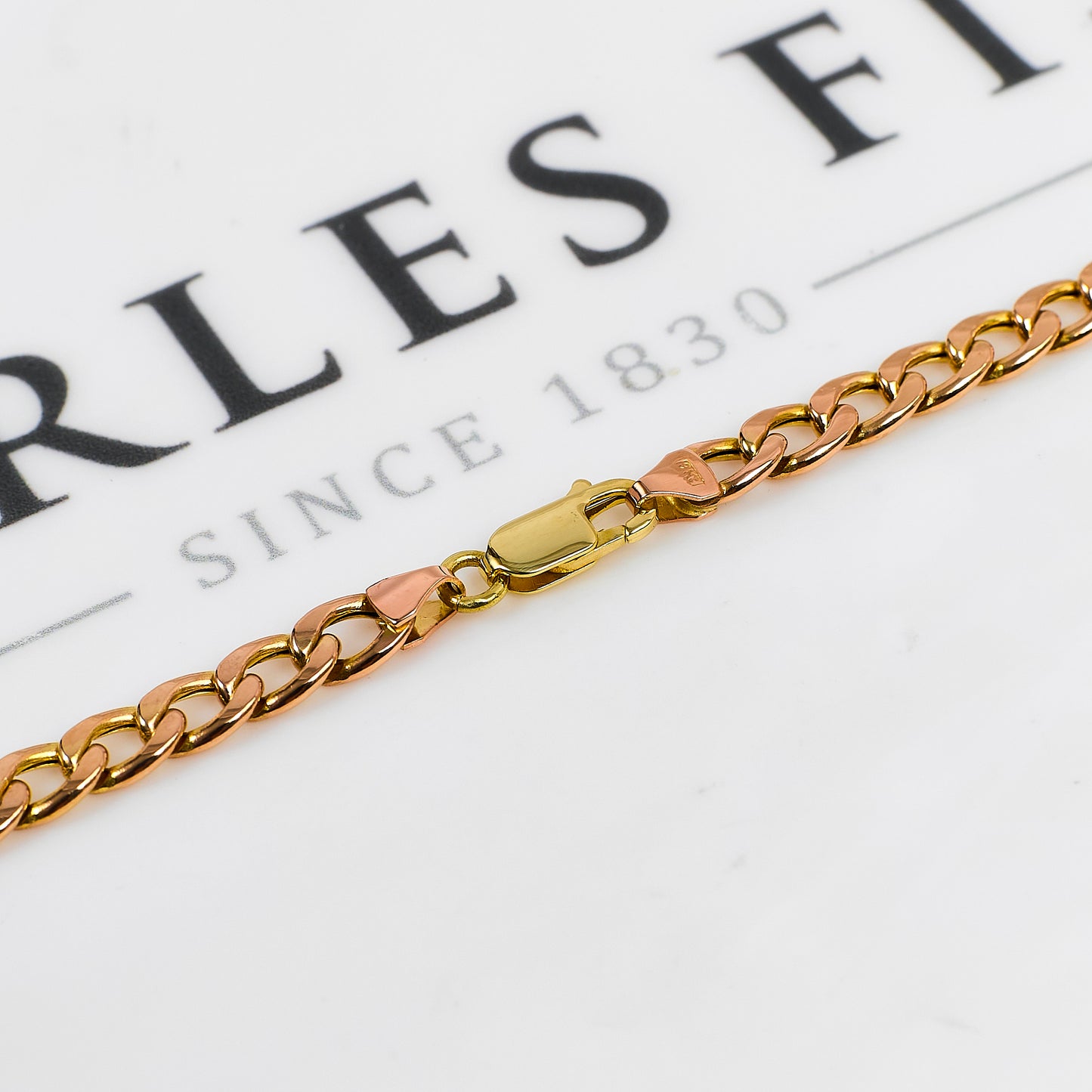 Pre-Owned 9ct Gold Curb Chain Necklace 24 Inch