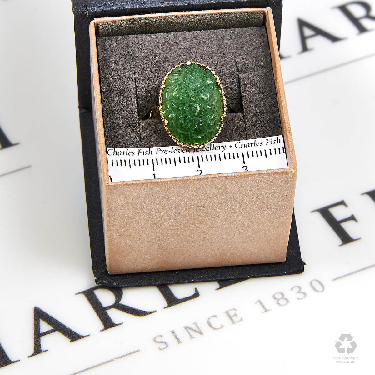 Pre-Owned 9ct Gold Oval Flower Carved Jade Ring Size L.5