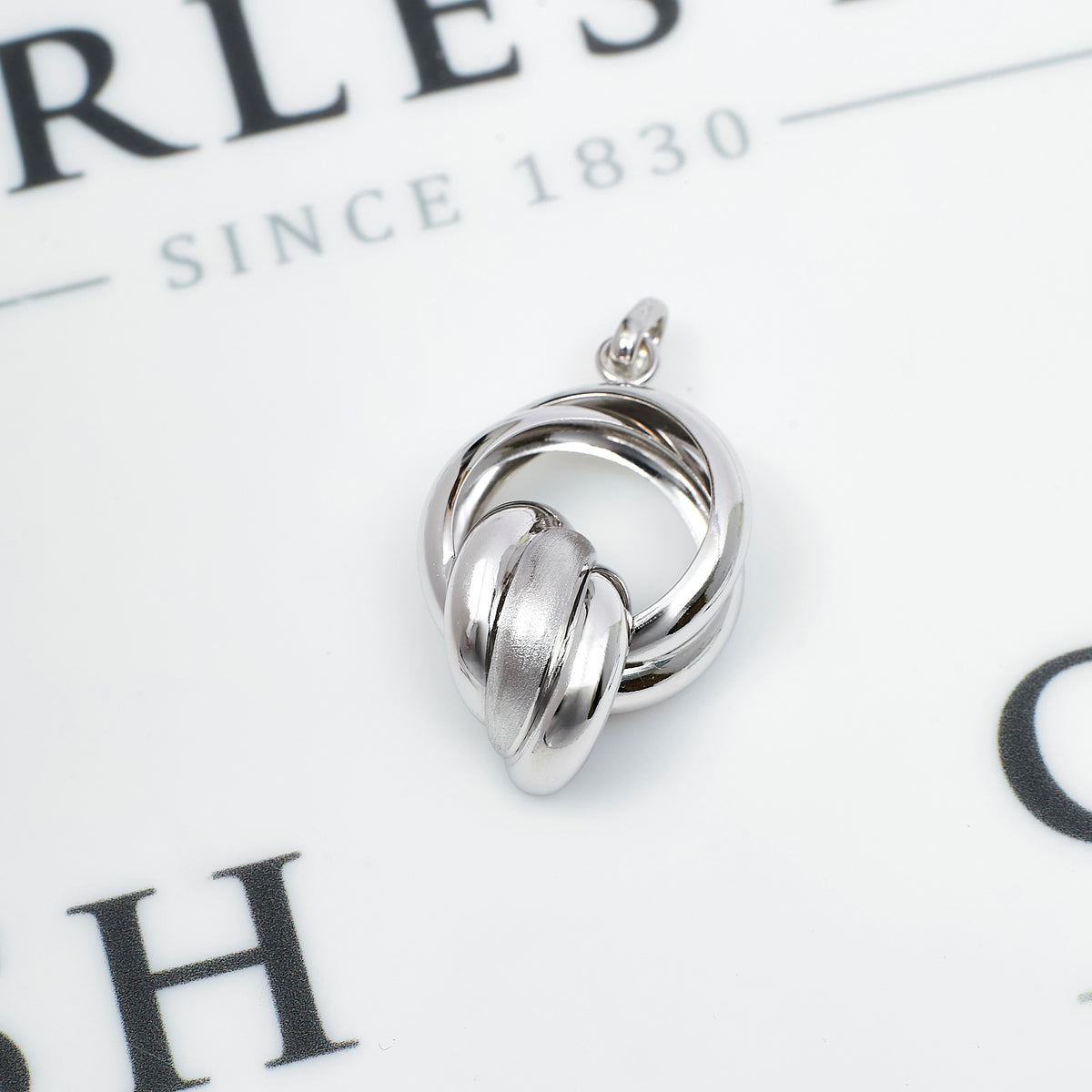 Pre-Owned 18ct White Gold Double Hoop Pendant