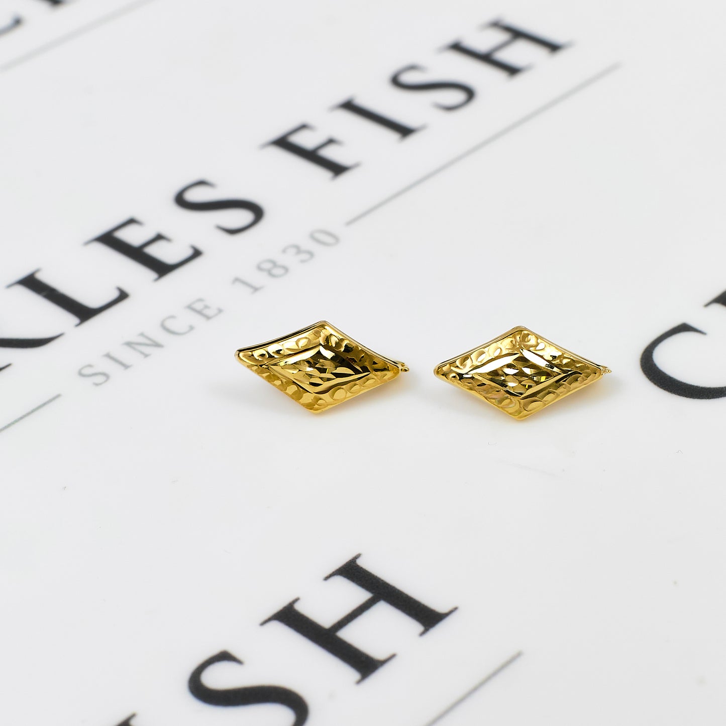 Pre-Owned 14ct Gold Rhombus Shaped Hinged Earrings